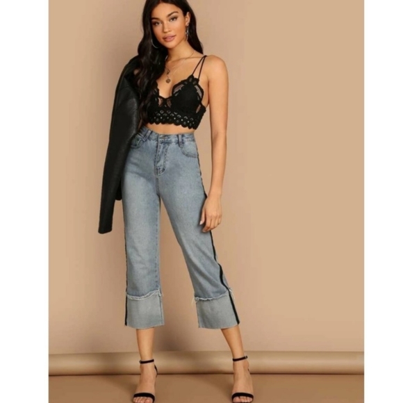 Crochet Sexy Lace Bralette - Picture 5 of 11